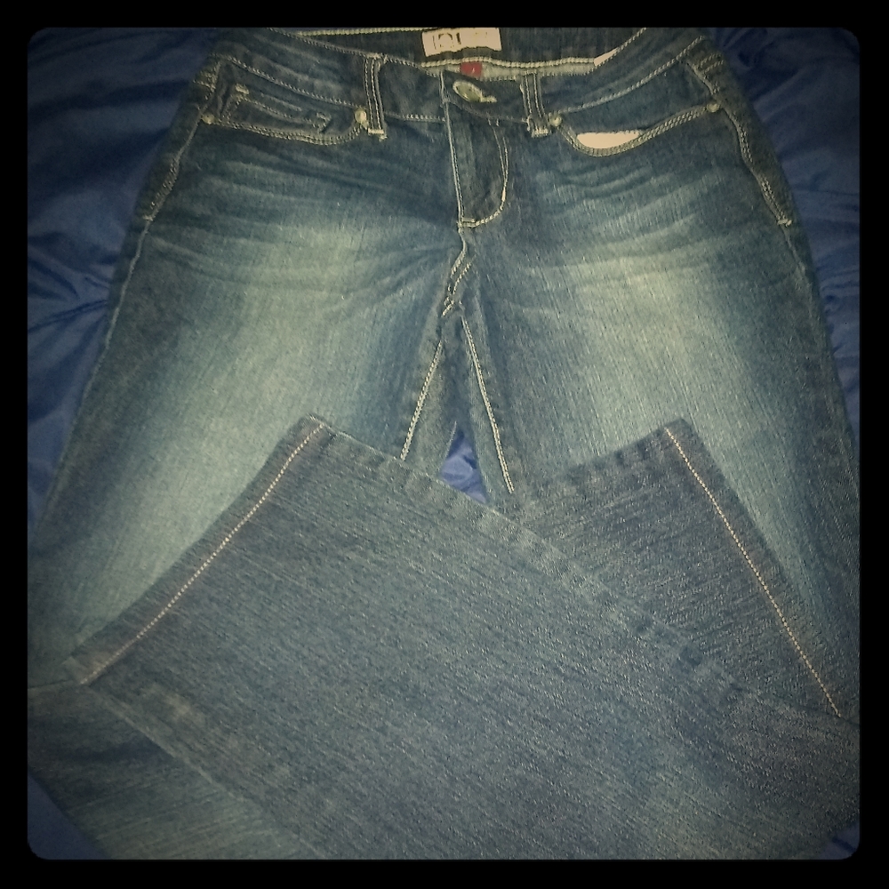Slim boot jeans